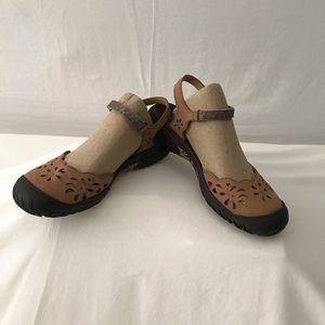 Jambu Sandals